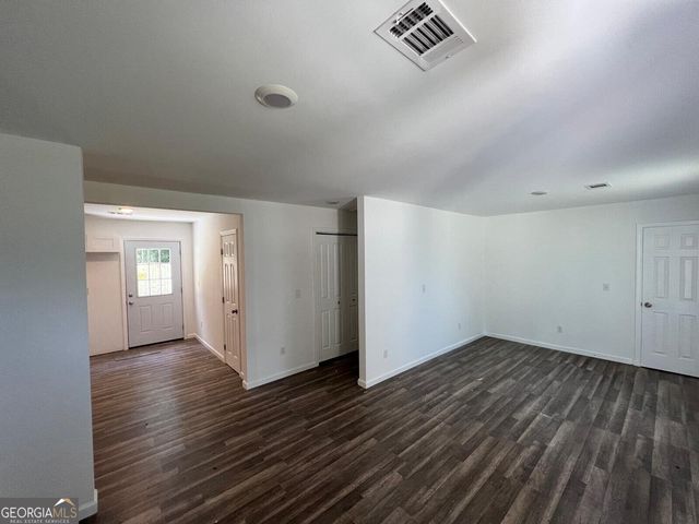 6066 Creekford Drive, Lithonia, GA 30058