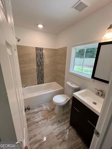 6066 Creekford Drive, Lithonia, GA 30058