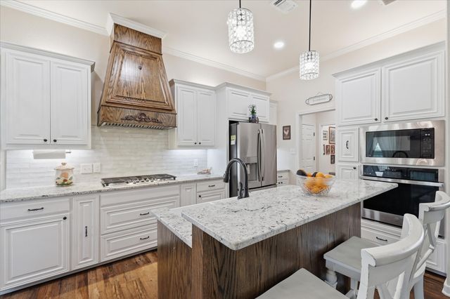 1785 County Road 208, Gainesville, TX 76240