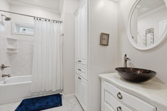 1785 County Road 208, Gainesville, TX 76240