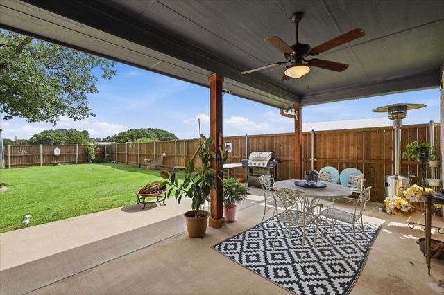 1785 County Road 208, Gainesville, TX 76240