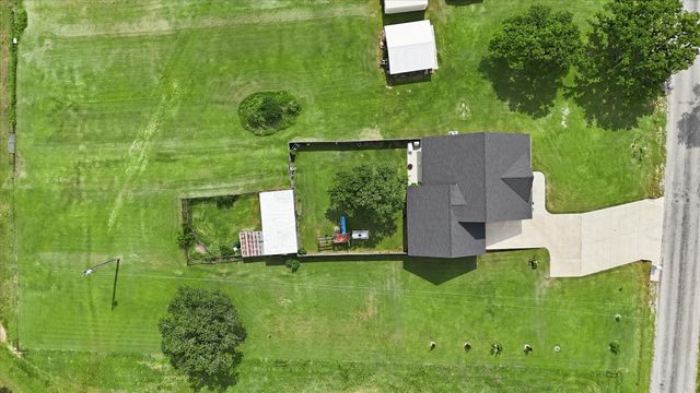 1785 County Road 208, Gainesville, TX 76240