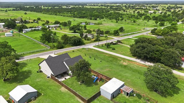1785 County Road 208, Gainesville, TX 76240