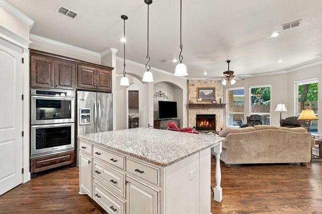 424 Village Way, Argyle, TX 76226