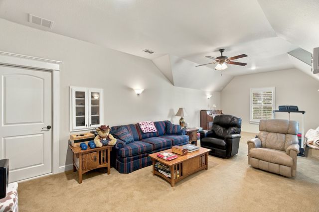424 Village Way, Argyle, TX 76226