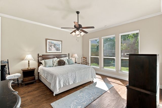 424 Village Way, Argyle, TX 76226