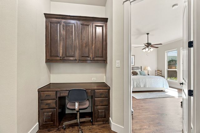 424 Village Way, Argyle, TX 76226