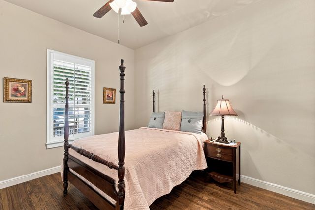 424 Village Way, Argyle, TX 76226