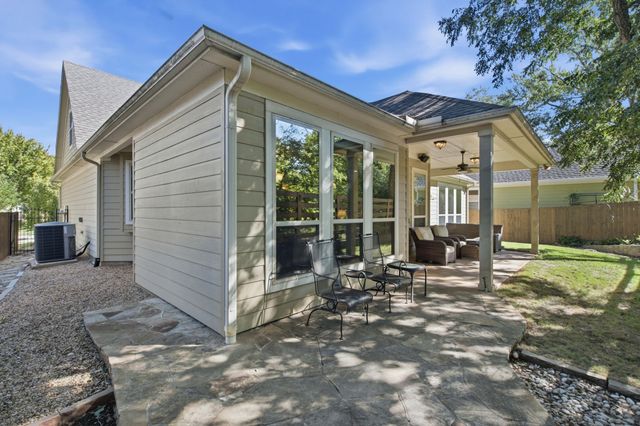 424 Village Way, Argyle, TX 76226