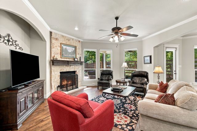 424 Village Way, Argyle, TX 76226