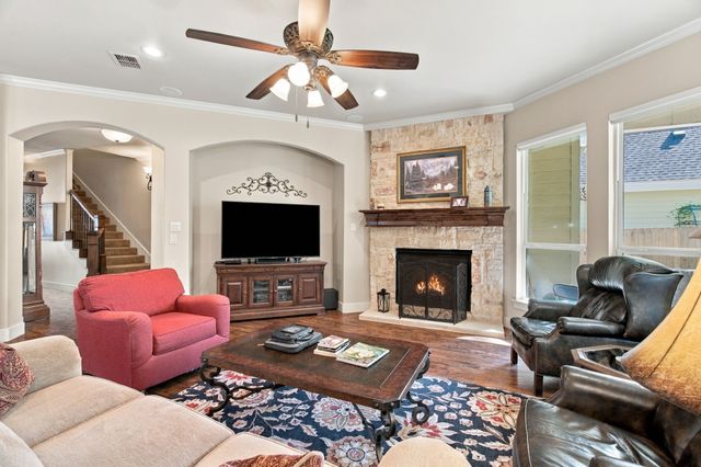 424 Village Way, Argyle, TX 76226