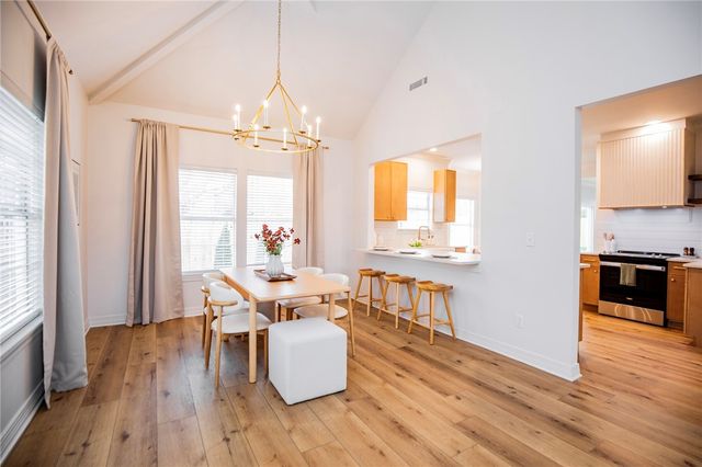 2216 Aspen Drive, Fayetteville, AR 72703