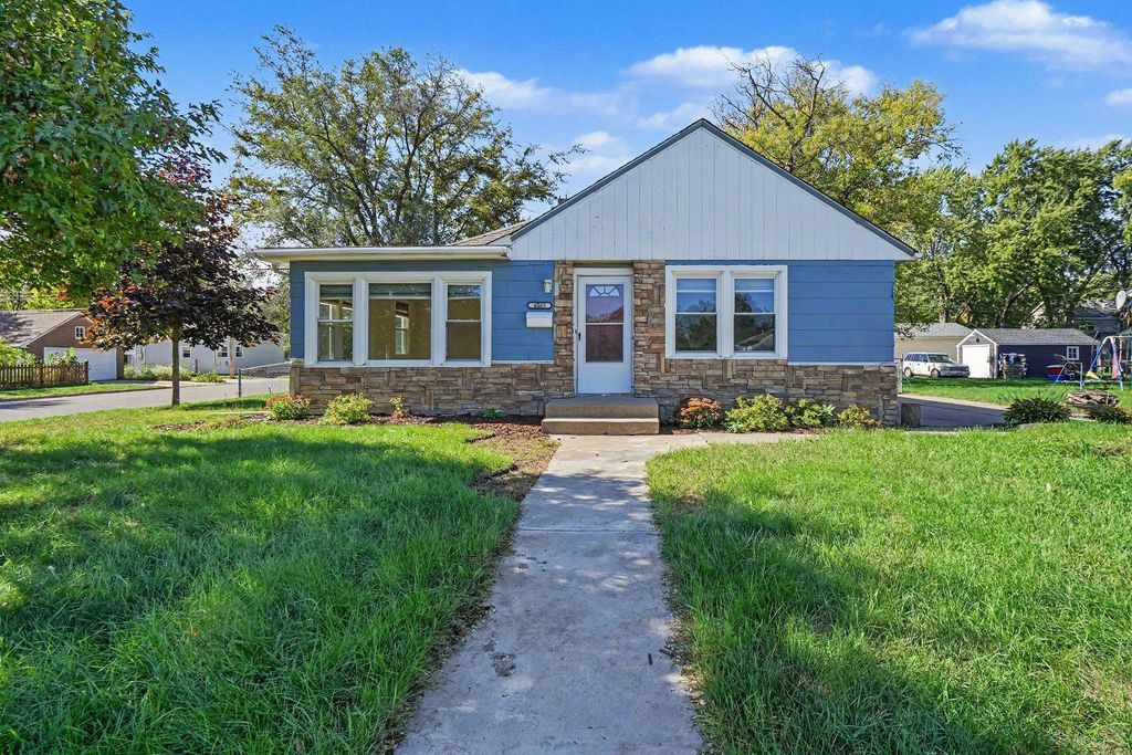 4403 Zane Avenue N, Crystal, MN 55422 — exterior