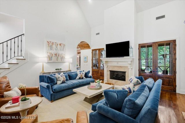 460 Pembrooke Drive, Madison, MS 39110