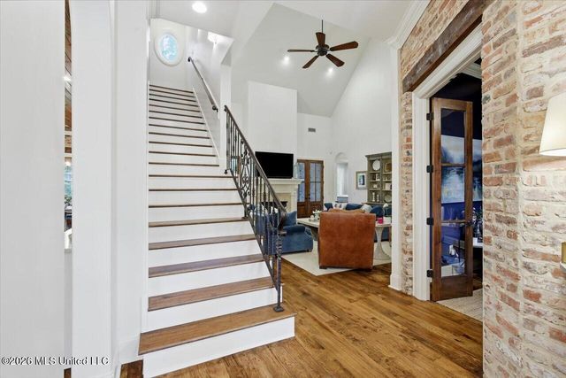 460 Pembrooke Drive, Madison, MS 39110