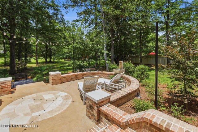 460 Pembrooke Drive, Madison, MS 39110