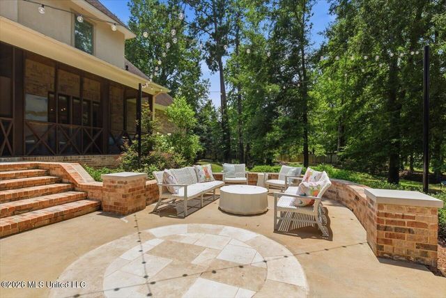 460 Pembrooke Drive, Madison, MS 39110