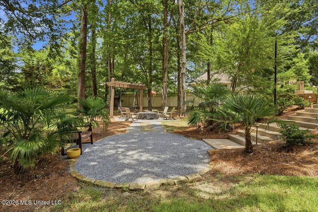 460 Pembrooke Drive, Madison, MS 39110