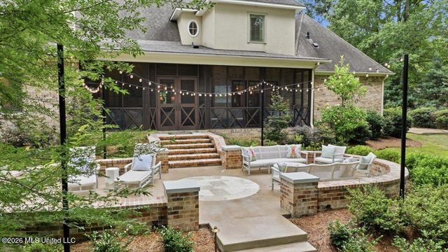 460 Pembrooke Drive, Madison, MS 39110