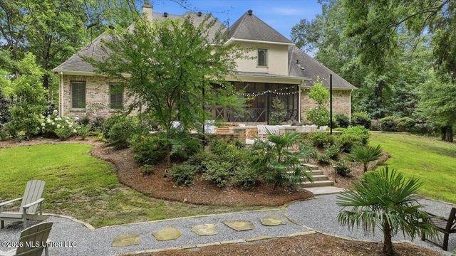 460 Pembrooke Drive, Madison, MS 39110