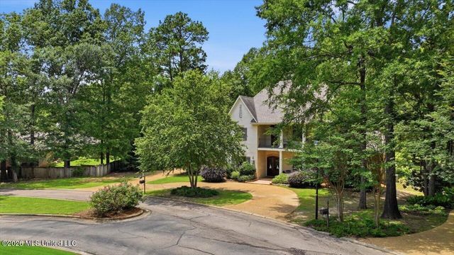460 Pembrooke Drive, Madison, MS 39110