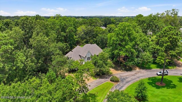 460 Pembrooke Drive, Madison, MS 39110