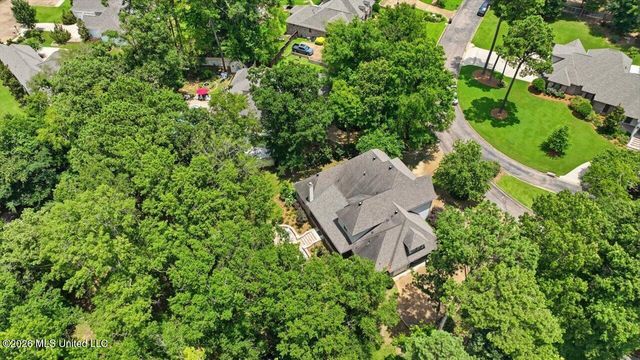 460 Pembrooke Drive, Madison, MS 39110