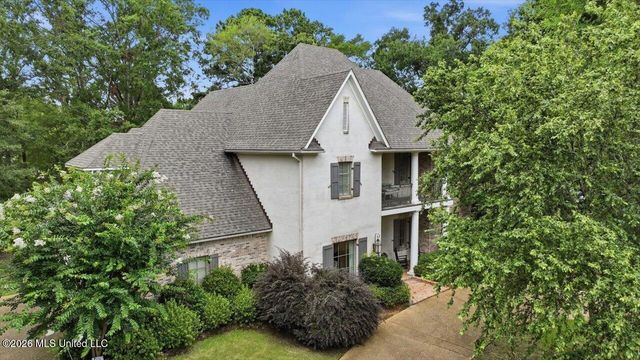 460 Pembrooke Drive, Madison, MS 39110