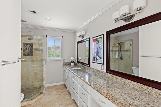 7915 Meadow Lake Lane, Houston, TX 77063