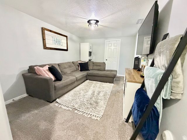 1766 W 5025 S, Roy, UT 84067