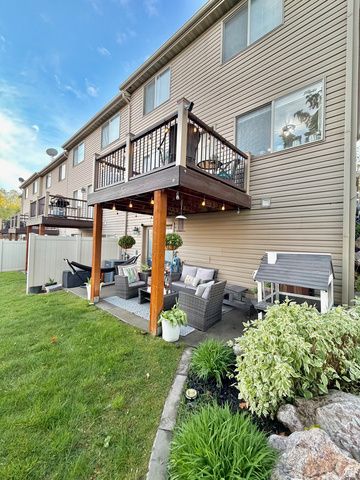 1766 W 5025 S, Roy, UT 84067