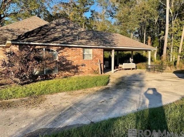 35046 Napoleon Dr, Denham Springs, LA 70706