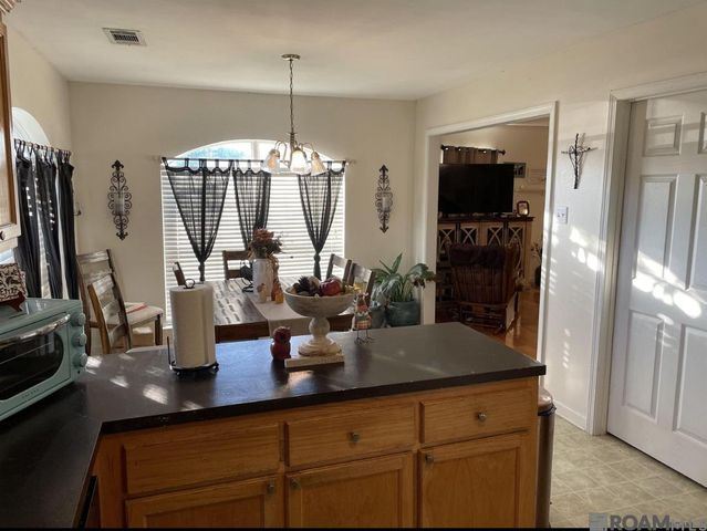 35046 Napoleon Dr, Denham Springs, LA 70706