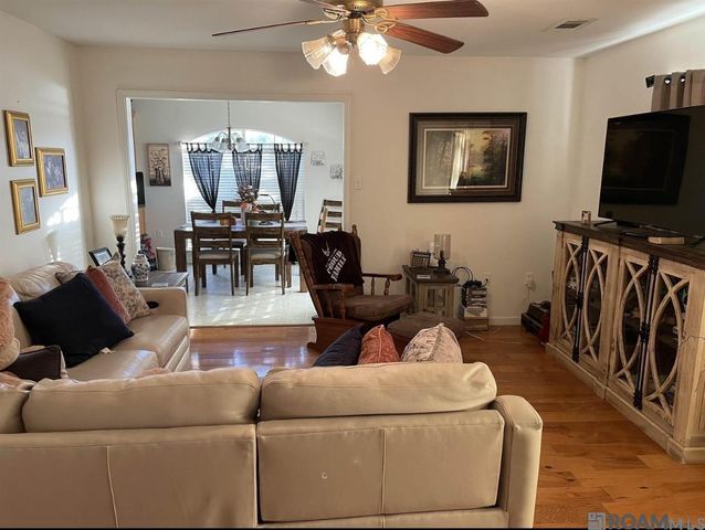 35046 Napoleon Dr, Denham Springs, LA 70706