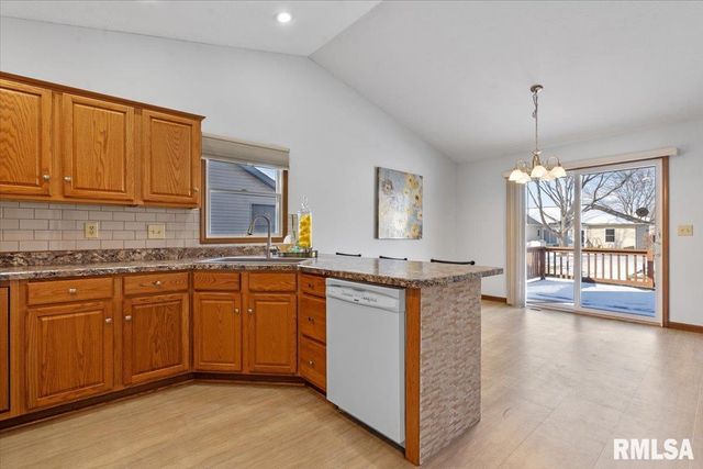 5205 Bunting Road, Springfield, IL 62711