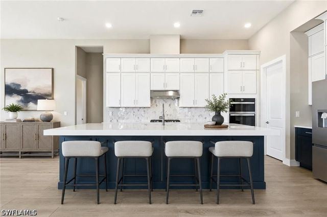 8529 Oceana WAY, Naples, FL 34114
