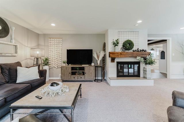 1433 HAZEL STREET, Oshkosh, WI 54901