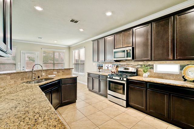4009 Bonita Avenue, Denton, TX 76210