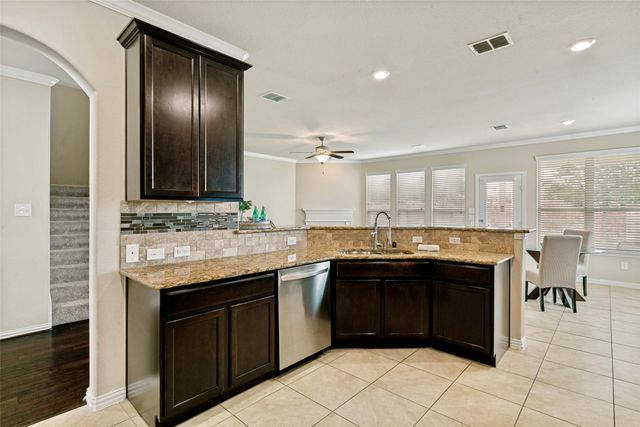 4009 Bonita Avenue, Denton, TX 76210