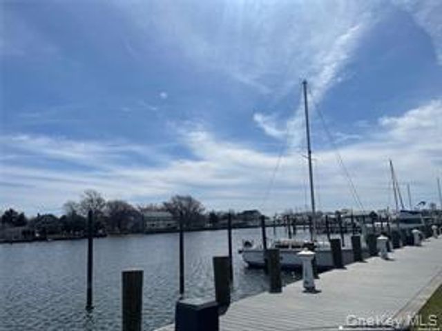 263 River Avenue 6AU, Patchogue, NY 11772