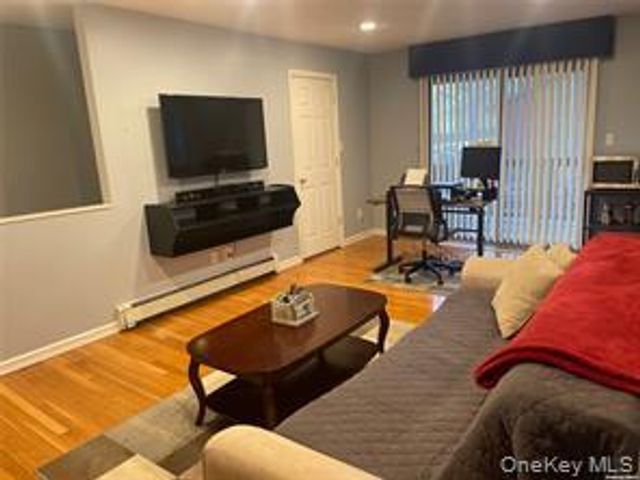 263 River Avenue 6AU, Patchogue, NY 11772