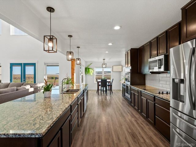 16471 S Essex Rd, Platteville, CO 80651