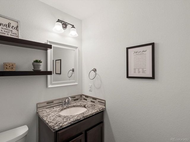 16471 S Essex Rd, Platteville, CO 80651