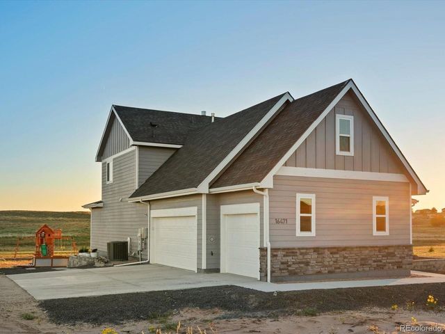 16471 S Essex Rd, Platteville, CO 80651