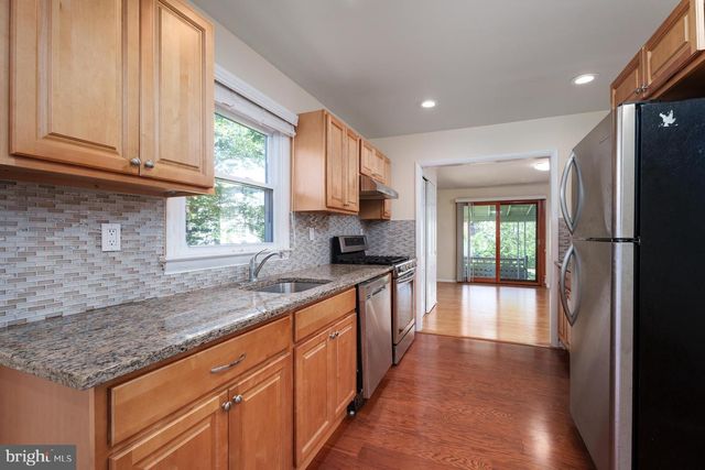 56 CLEARVIEW AVE, Princeton, NJ 08540