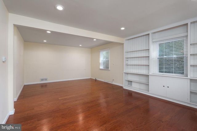 56 CLEARVIEW AVE, Princeton, NJ 08540