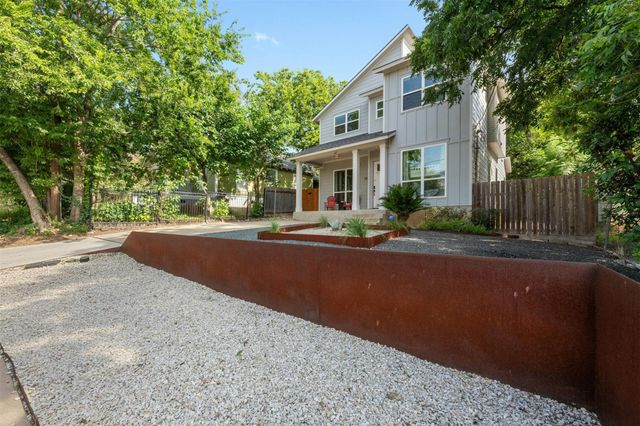 1902 E 8th ST, Austin, TX 78702