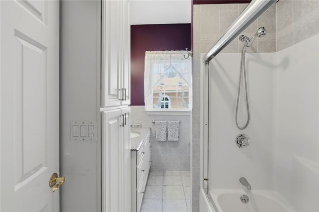 28 Fairview Avenue, Cumberland, RI 02864