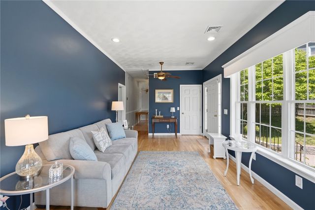 28 Fairview Avenue, Cumberland, RI 02864