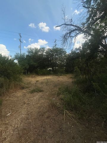323 Tomrob, San Antonio, TX 78220